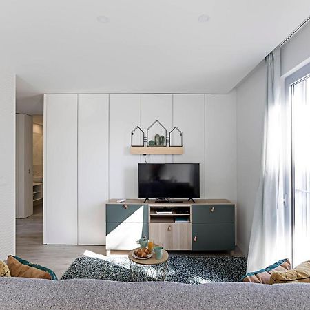 Stylish Flat W/ Gym & Parking By Lovelystay OOporto Extérieur photo